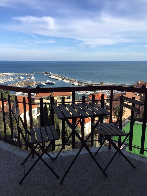 Sapore Di Sale Apartment Imperia Luaran gambar